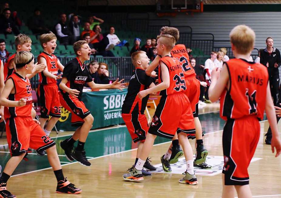 12495151_10209372303485289_1423192659107049490_n